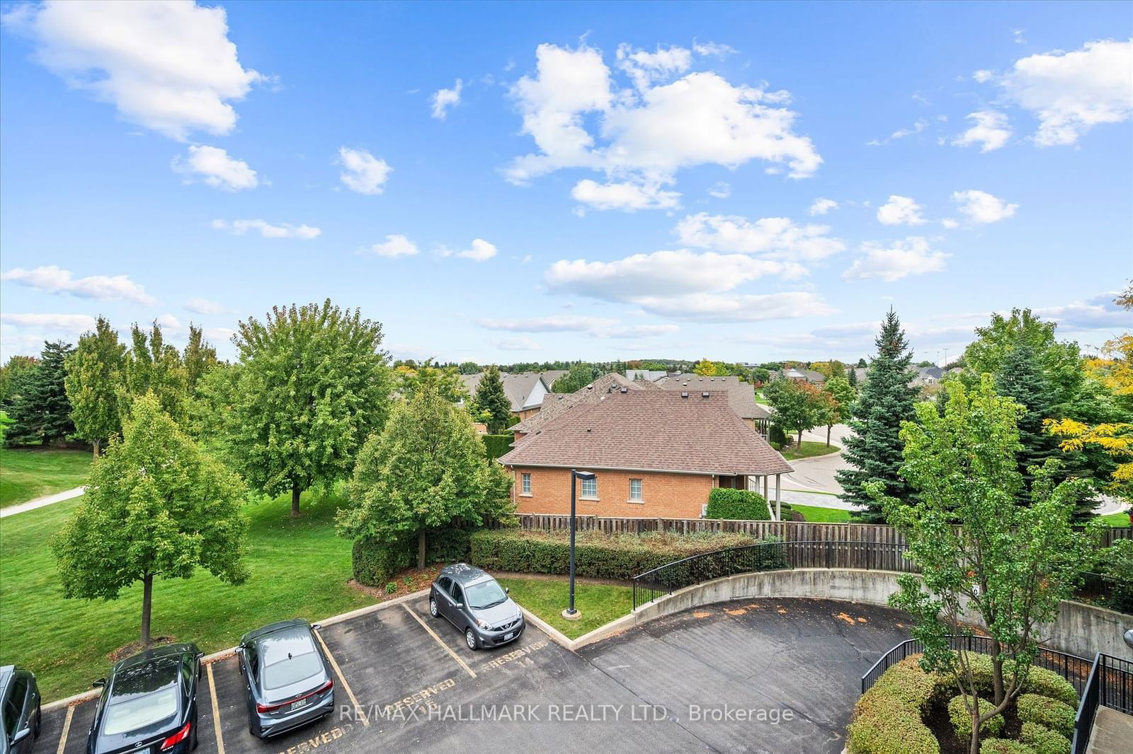 35 Via Rosedale Way, unit 302 for sale