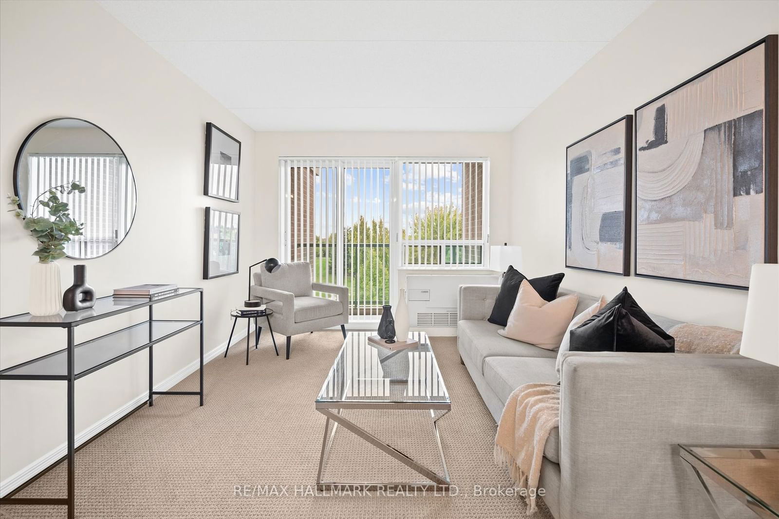 35 Via Rosedale Way, unit 302 for sale