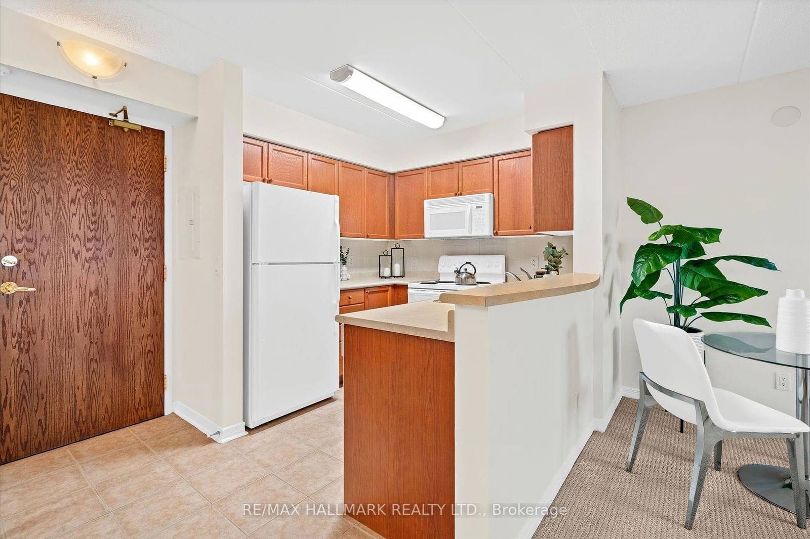 35 Via Rosedale Way, unit 302 for sale