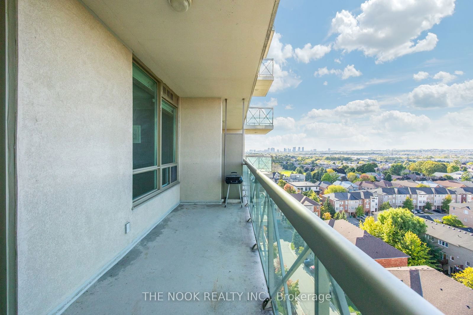 1359 Rathburn Rd E, unit 1101 for sale