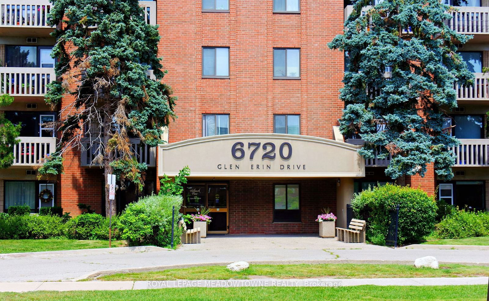 6720 Glen Erin Dr, unit 1013 for sale