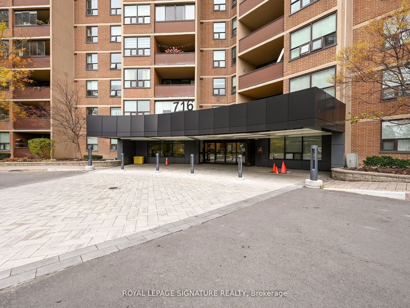 716 The West Mall, unit 1507 for rent