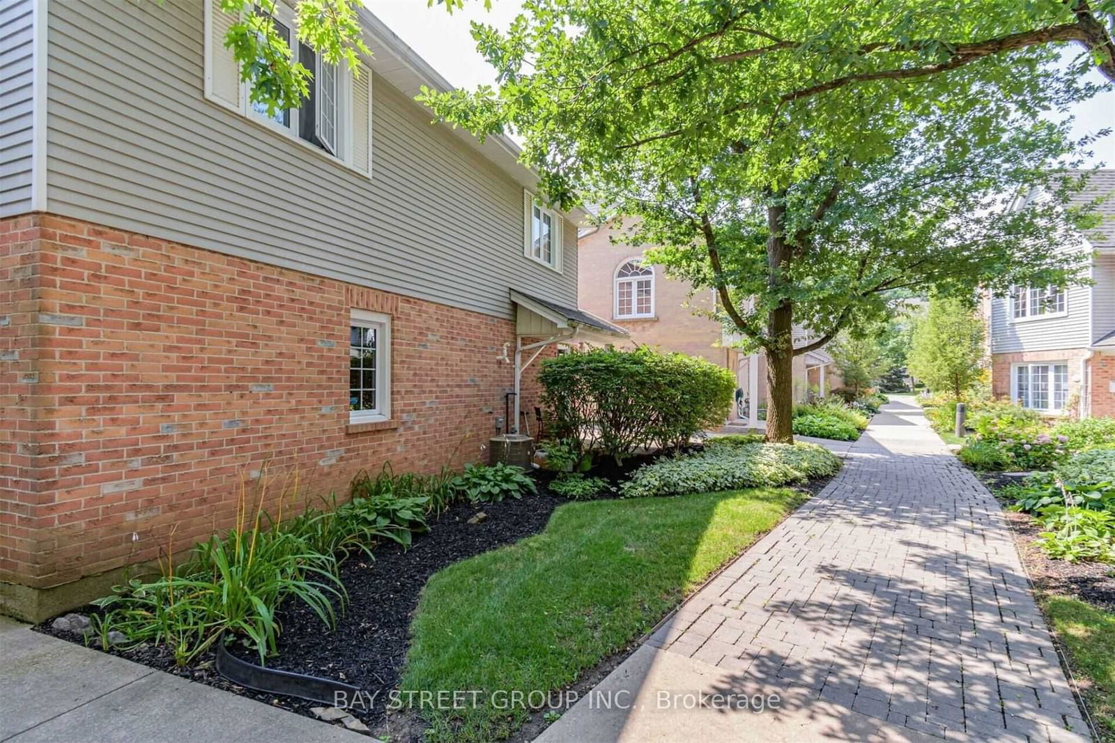 Arbor Lane Townhomes, Burlington, Toronto