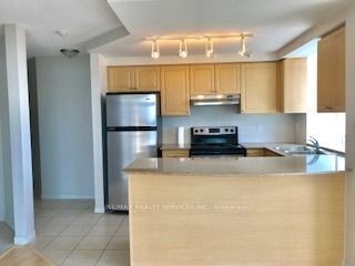 9 George St N, unit 1005 for rent