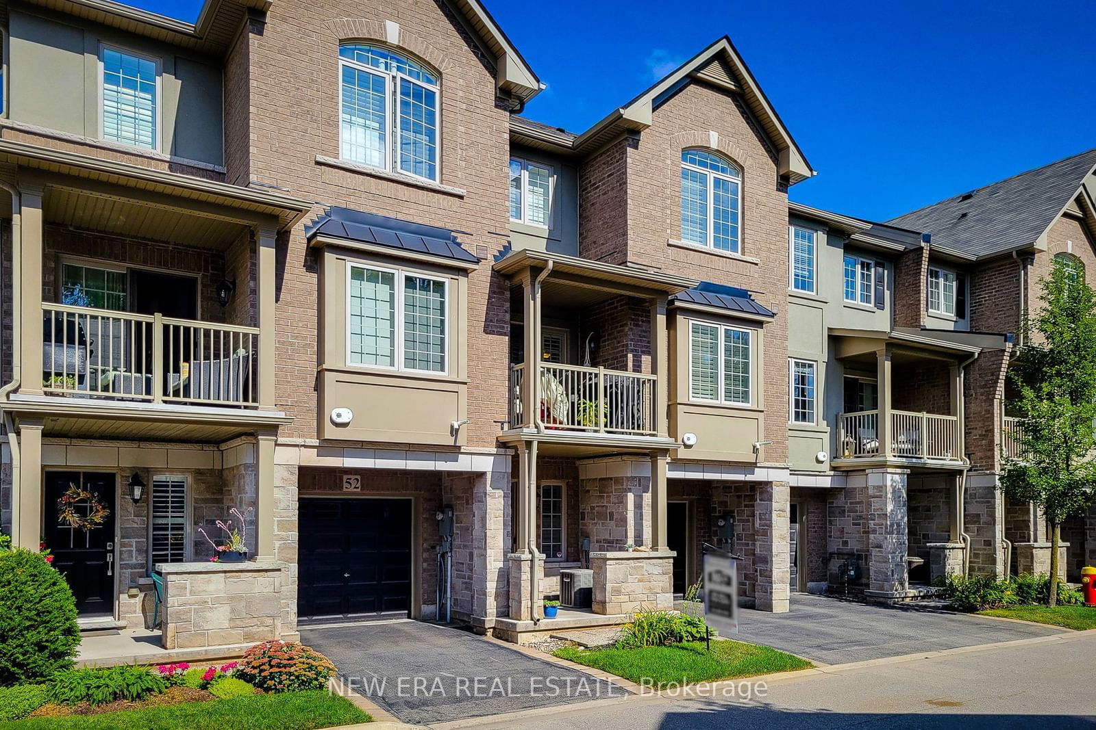 2086 Ghent Avenue Townhomes, Burlington, Toronto