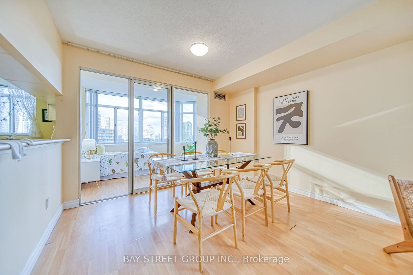 300 Webb Dr, unit 902 for sale