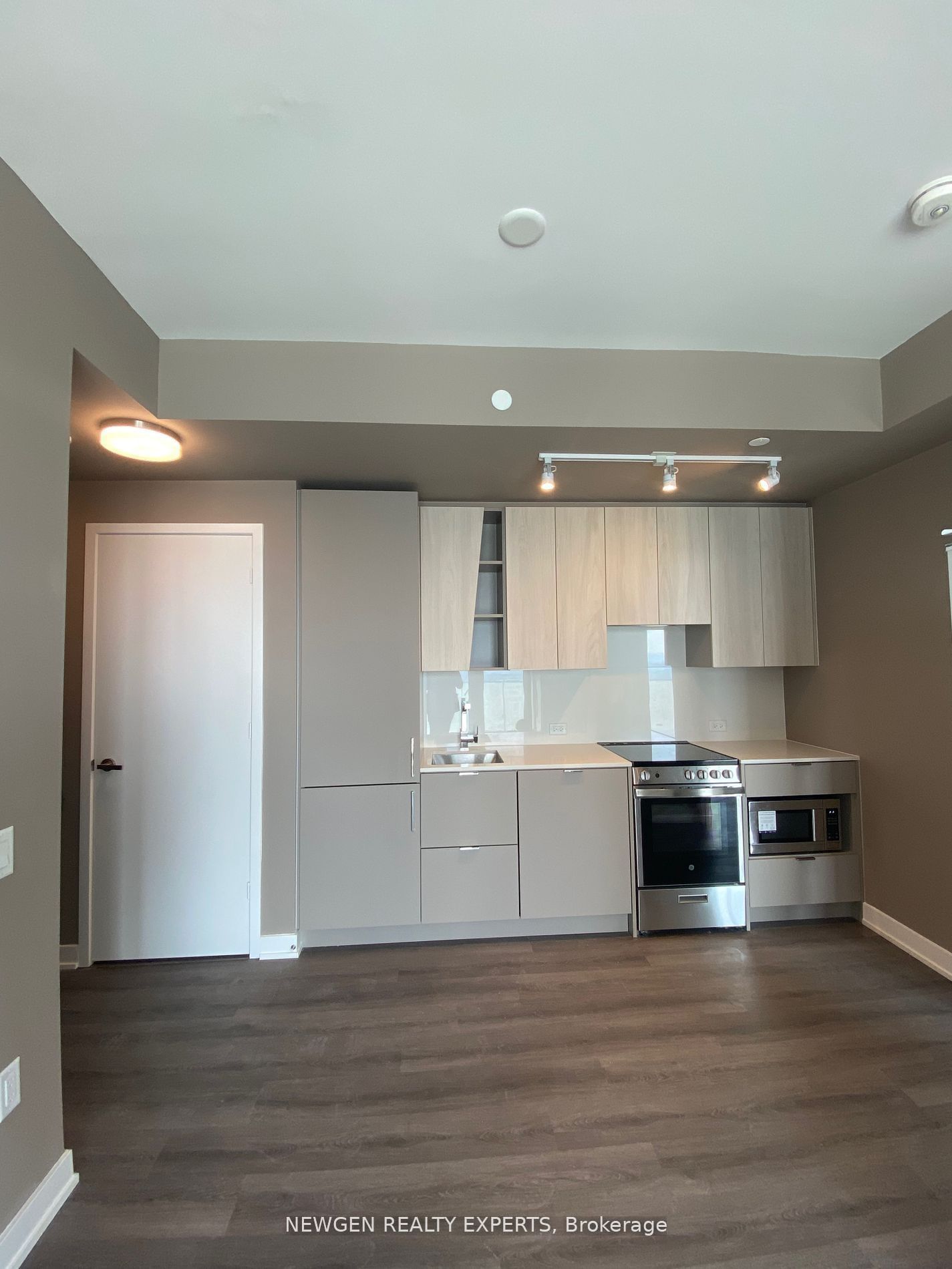 3883 Quartz Rd, unit 4001 for rent