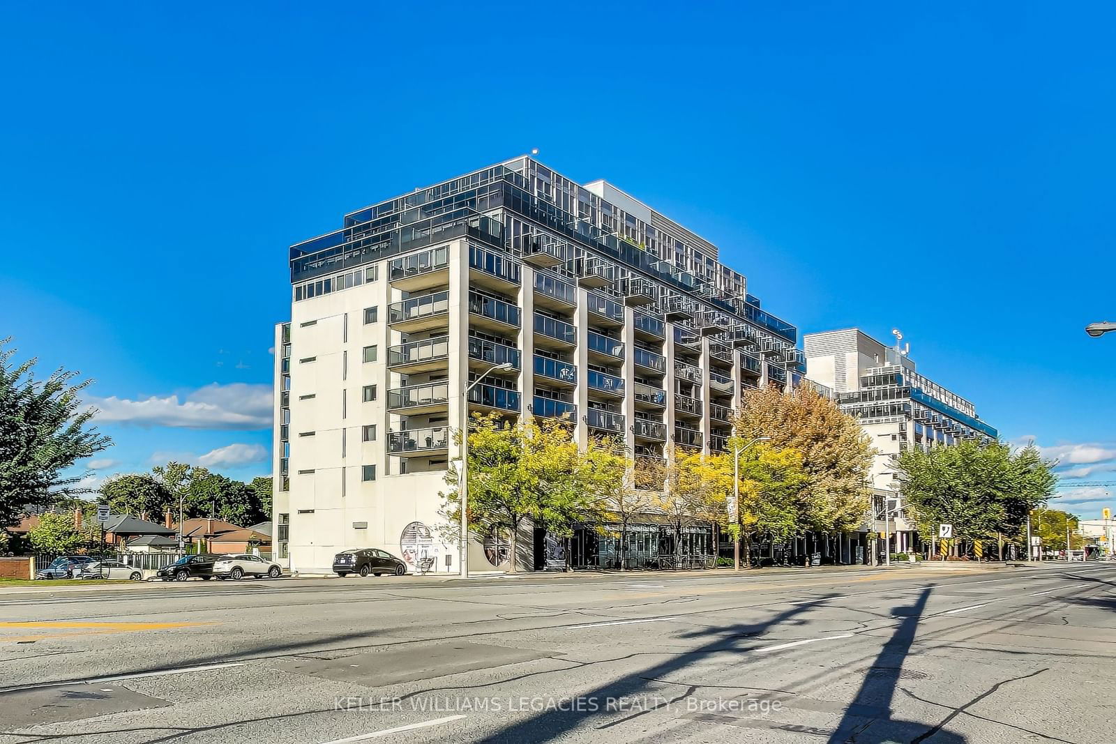 1050 The Queensway, unit 316 for sale