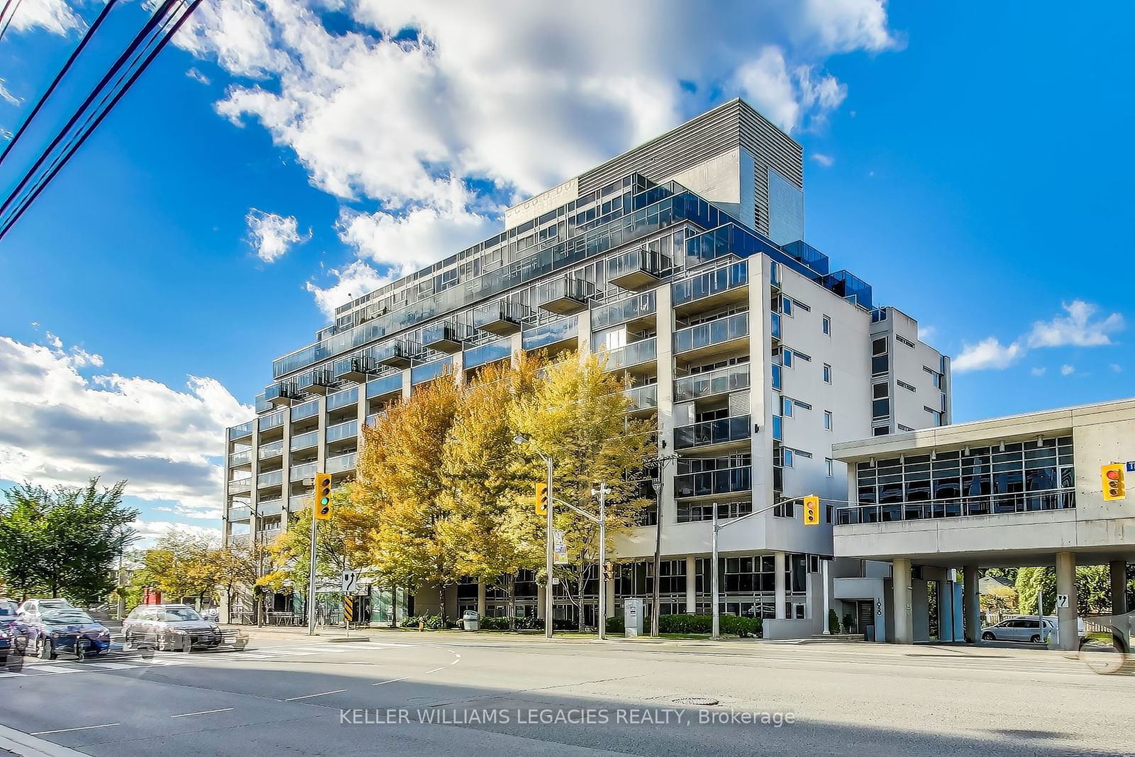 1050 The Queensway, unit 316 for sale