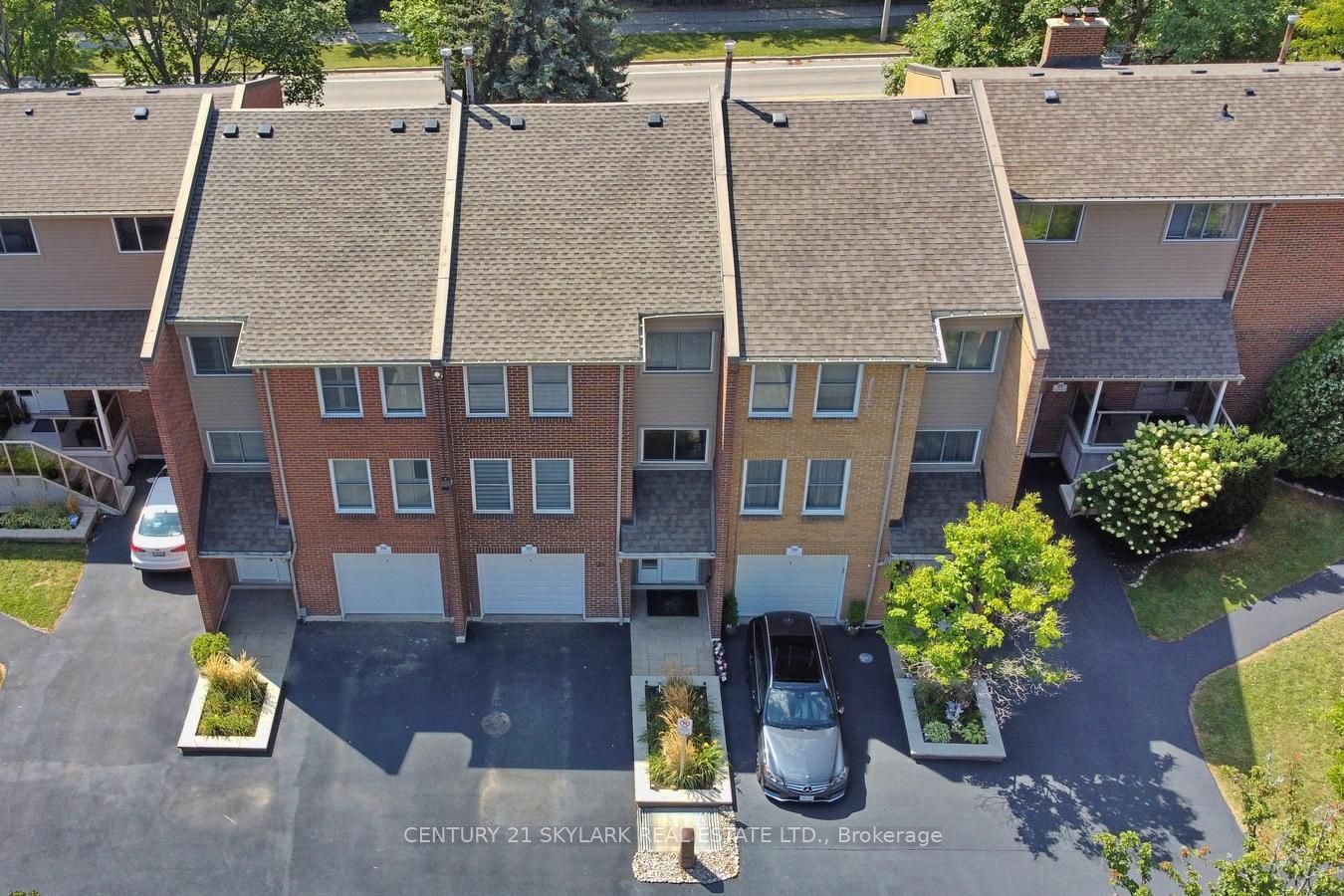 Hampton Court Townhomes, Oakville, Toronto