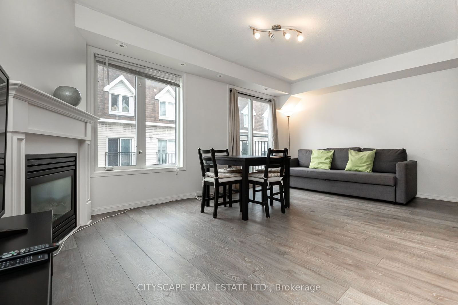 18 Laidlaw St, unit 1019 for rent