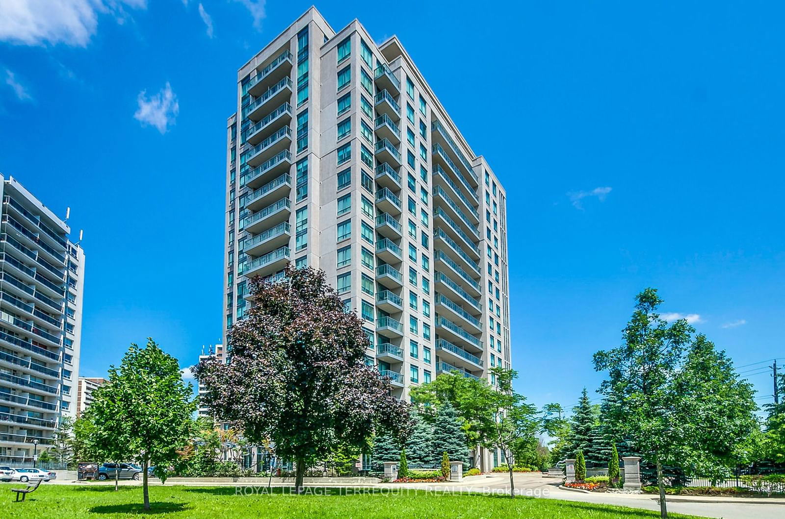 38 Fontenay Crt, unit 804 for sale