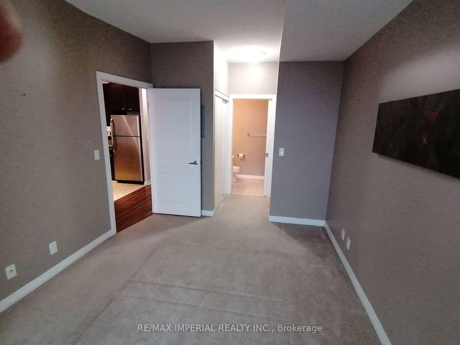 220 Burnhamthorpe St W, unit 2110 for rent