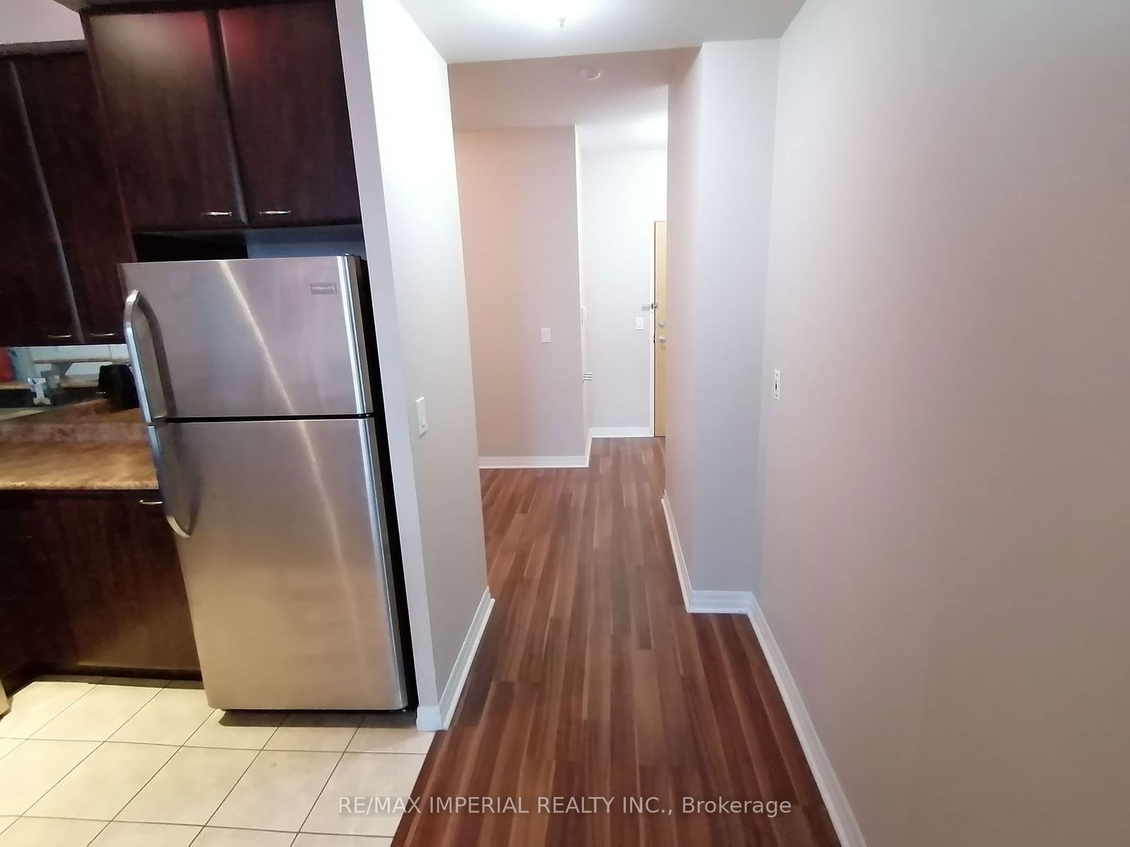 220 Burnhamthorpe St W, unit 2110 for rent