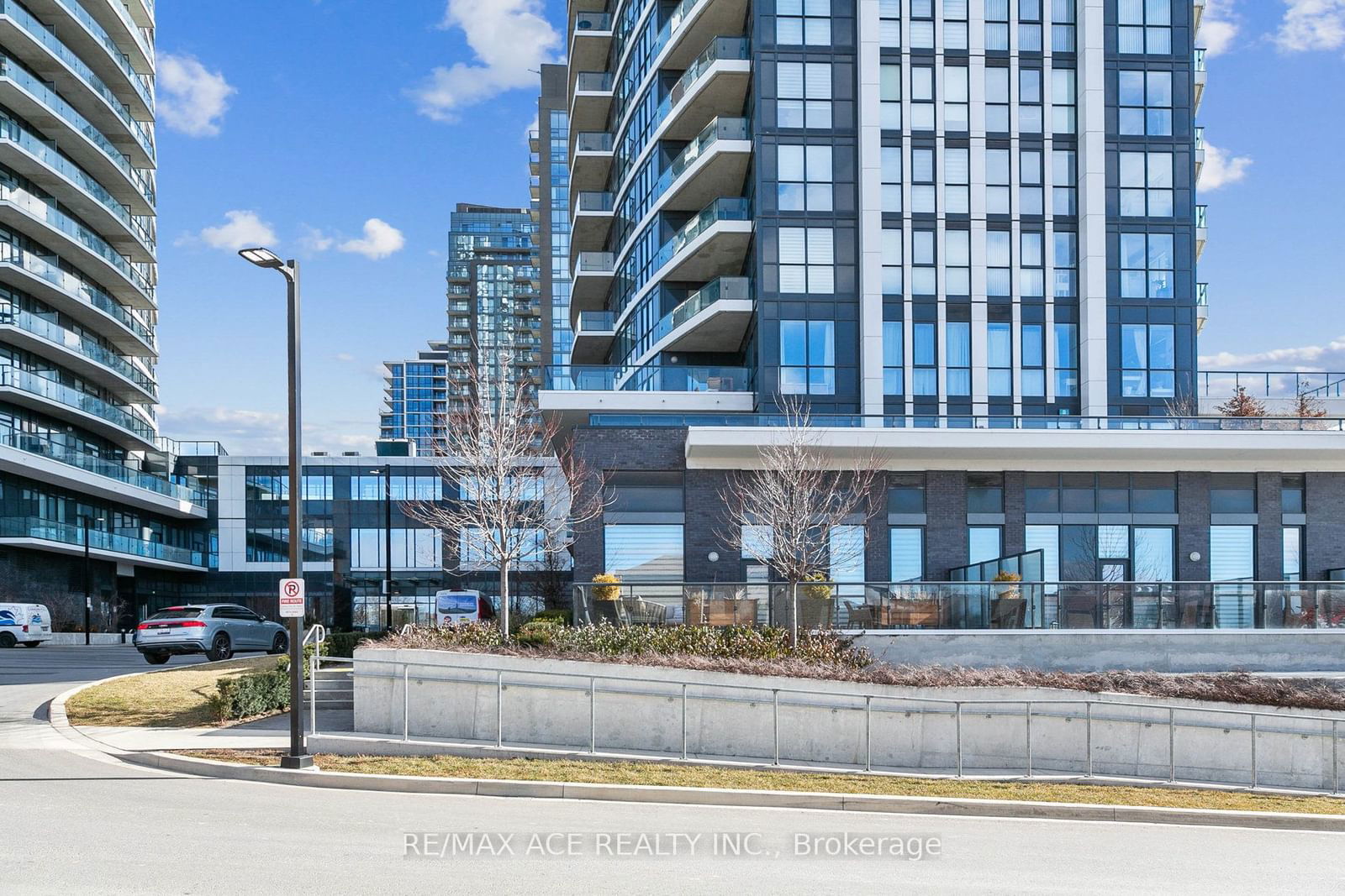 65 Watergarden Dr, unit 101 for sale