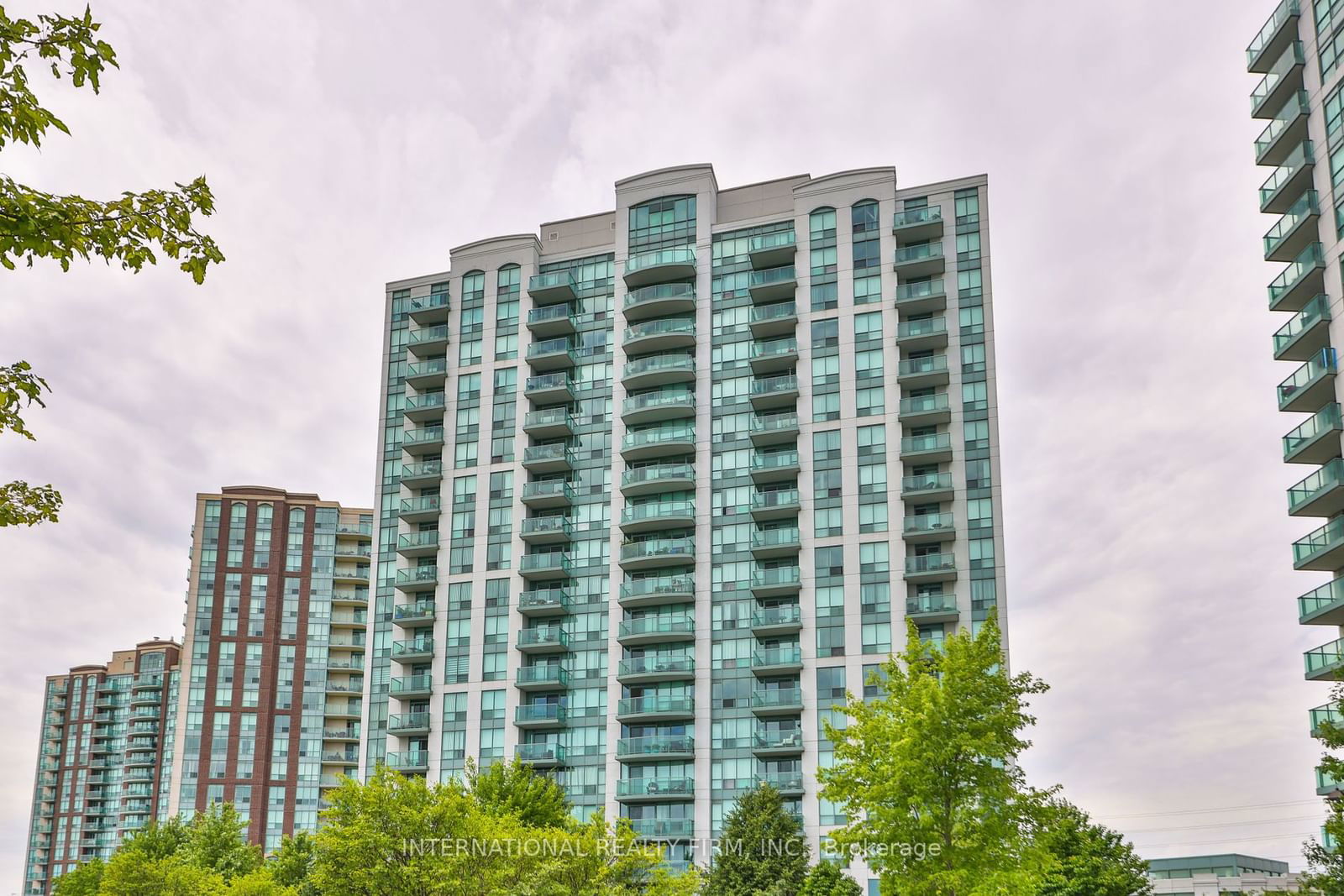 4850 Glen Erin Dr, unit 808 for sale