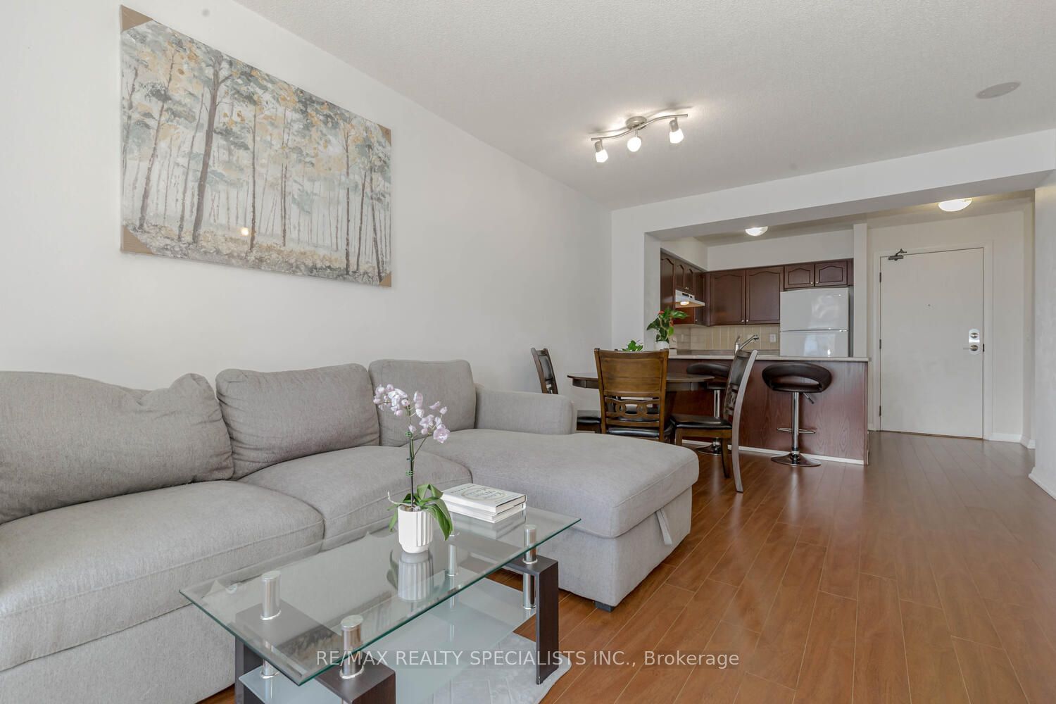 220 Forum Dr, unit 1002 for sale