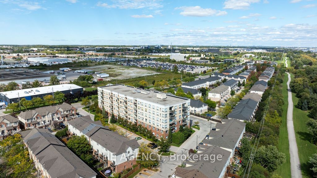 5070 Fairview St, unit 412 for sale