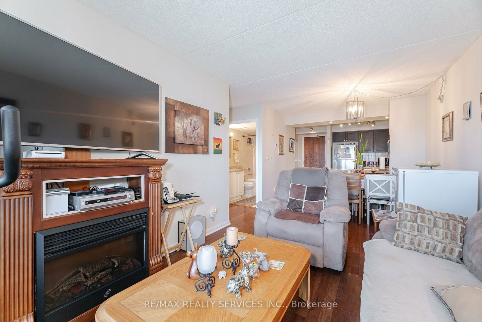 65 Via Rosedale, unit 318 for sale