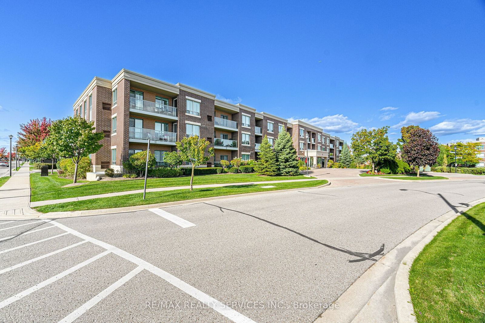 65 Via Rosedale, unit 318 for sale