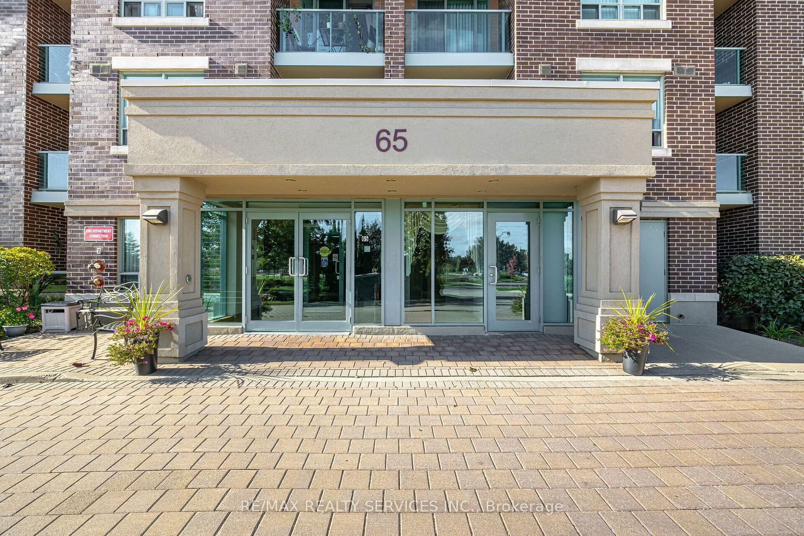 65 Via Rosedale, unit 318 for sale