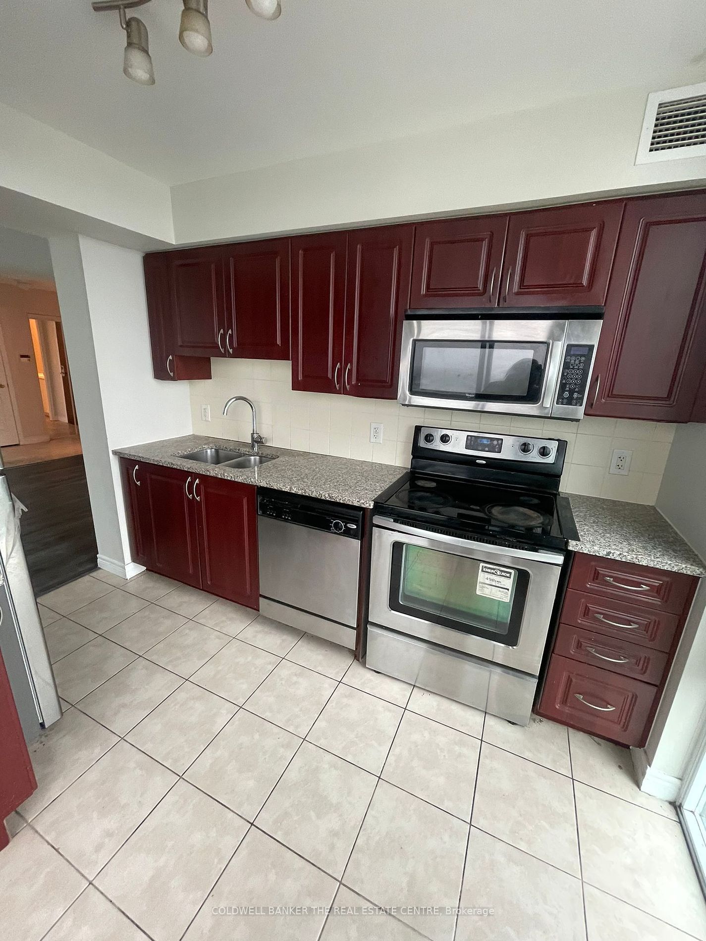 208 Enfield Pl, unit 2909 for rent