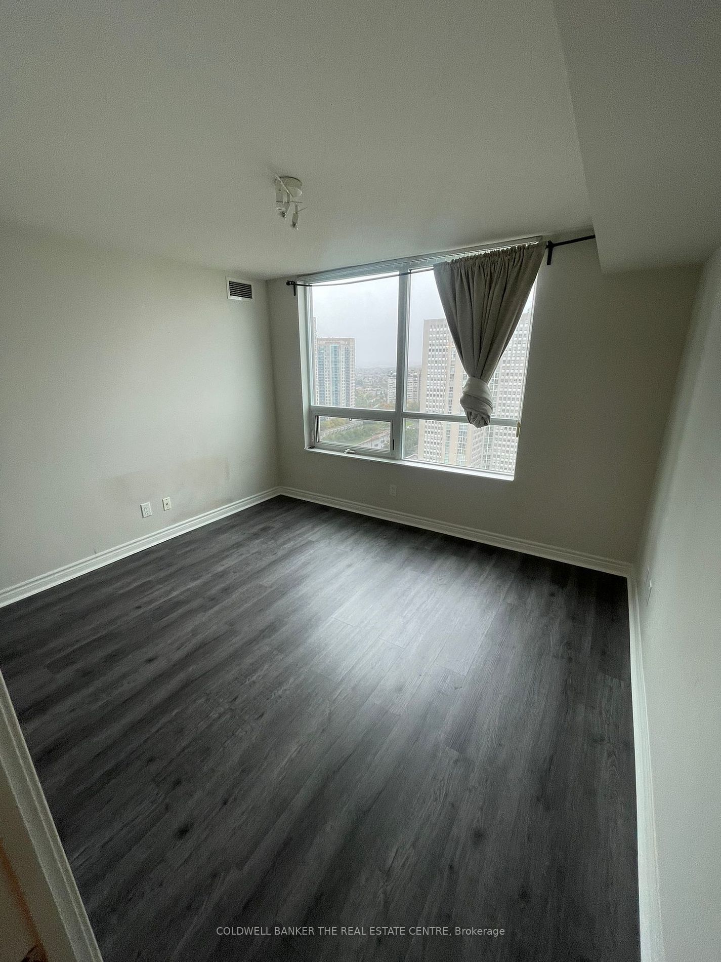 208 Enfield Pl, unit 2909 for rent