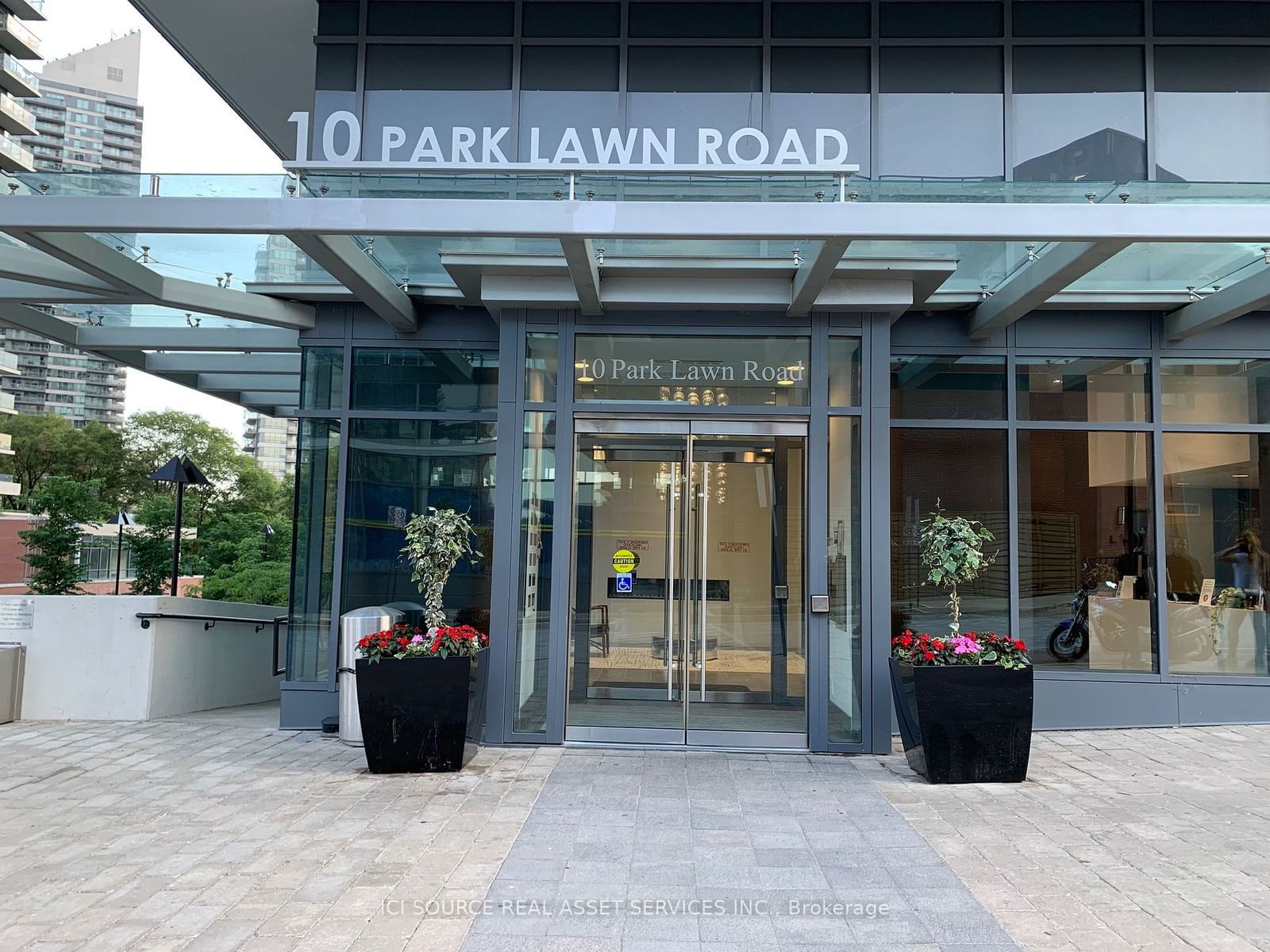 10 Park Lawn Rd, unit 3509 for rent