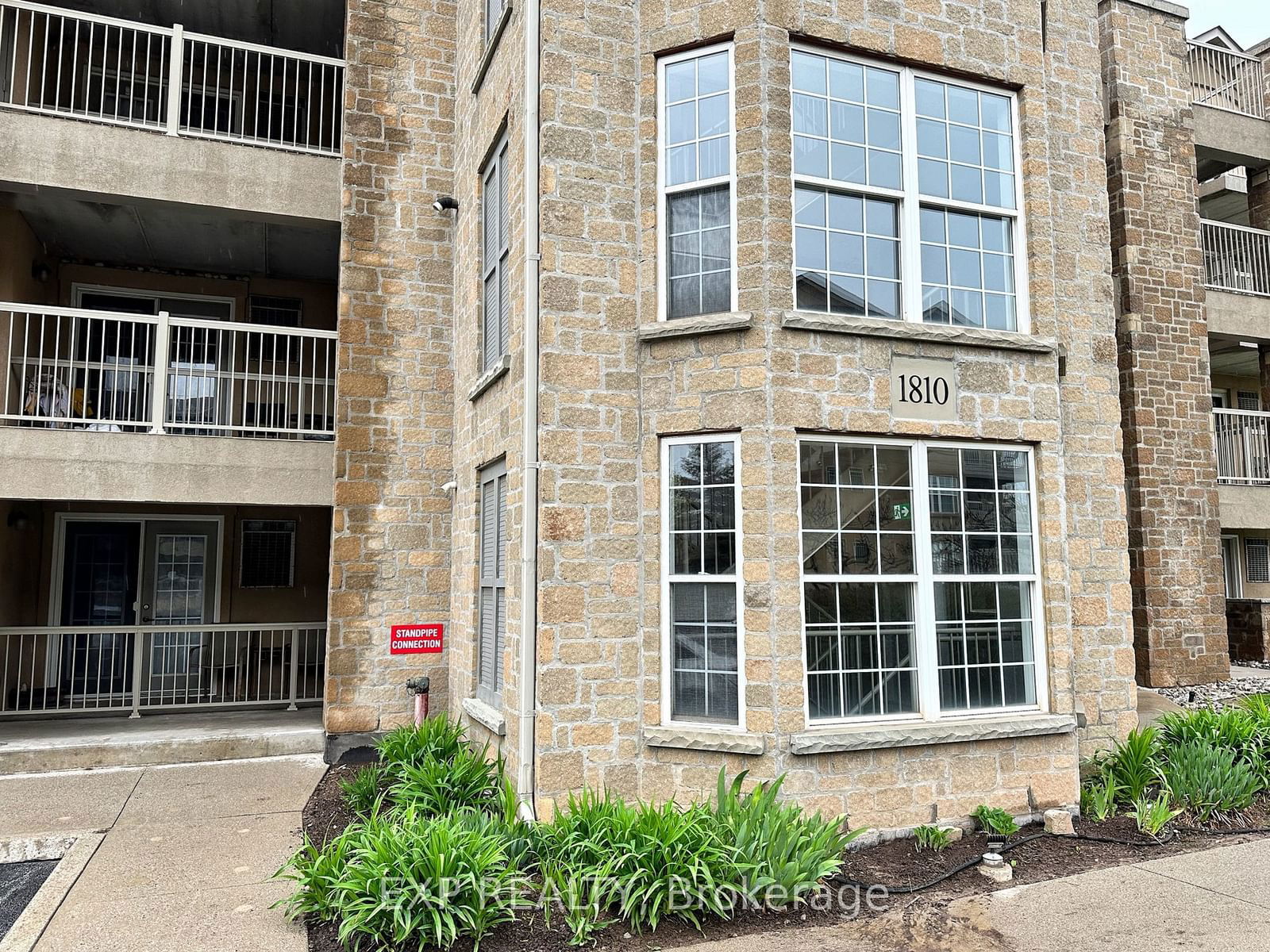 1810 Walker's Line, unit 104 for rent