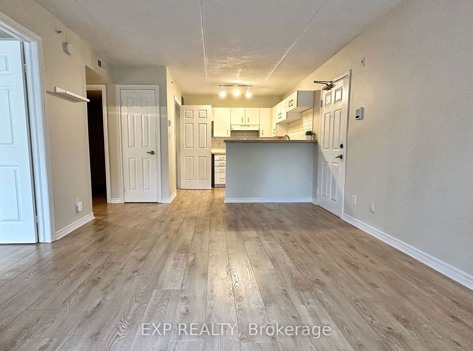 1810 Walker's Line, unit 104 for rent