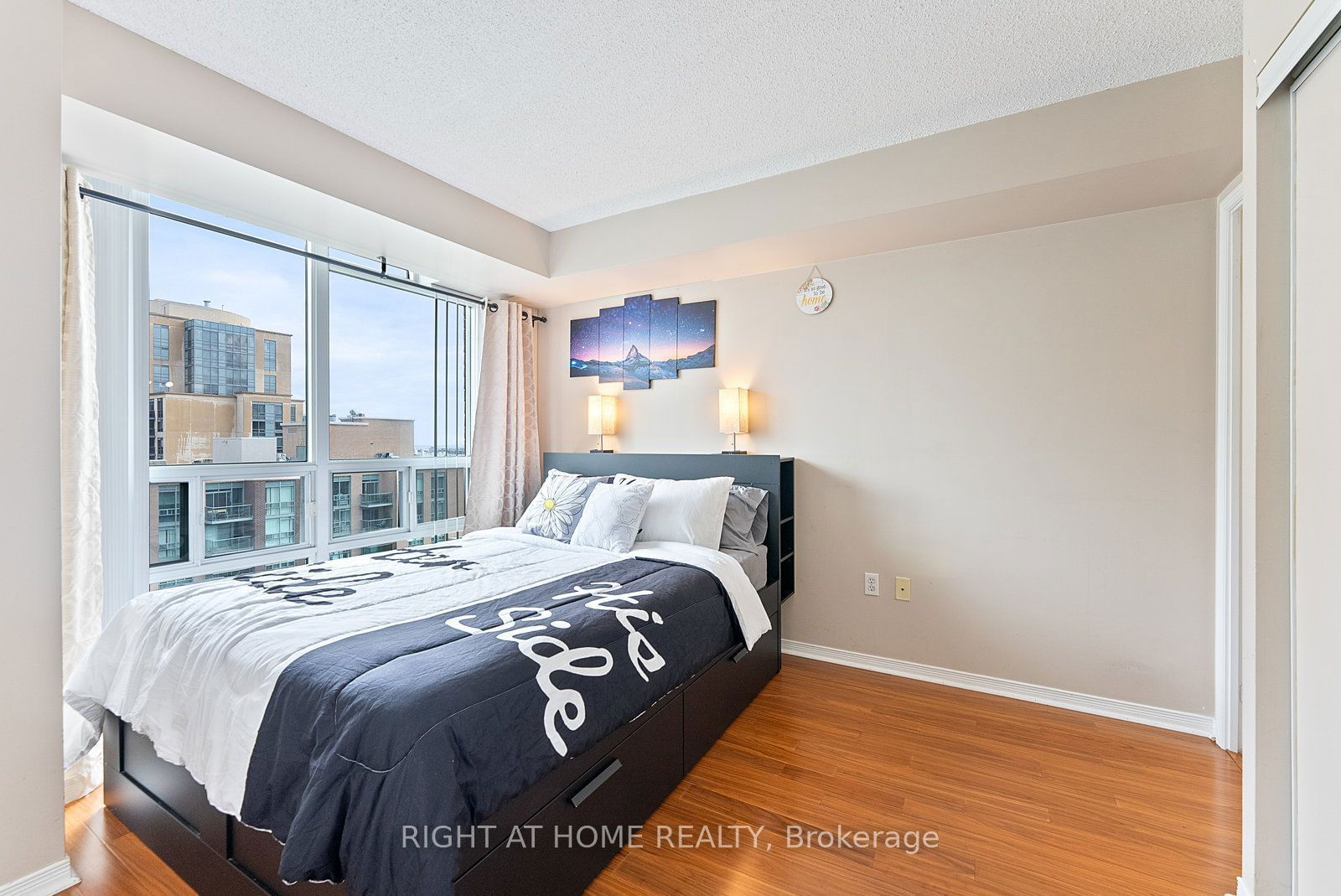 15 Michael Power Pl, unit 1502 for sale