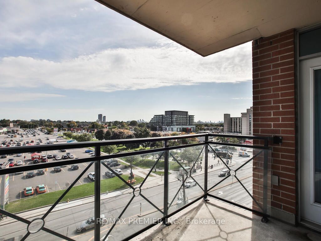 2772 Keele St E, unit 707 for sale