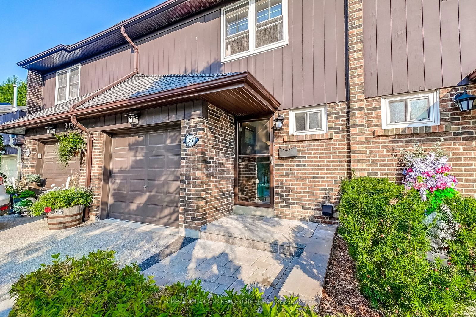 1951 Rathburn Road Townhomes, Mississauga, Toronto