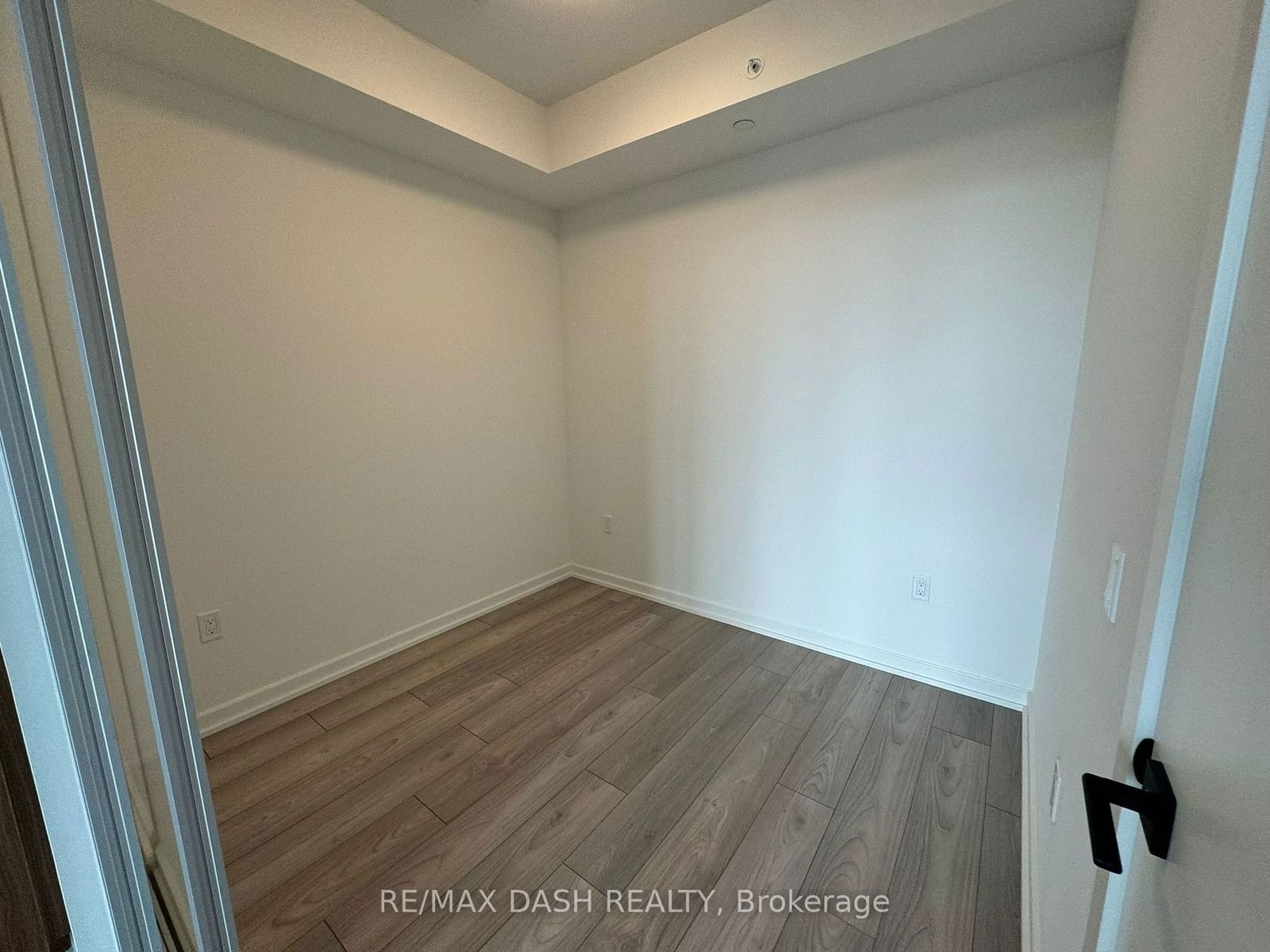 1285 Dupont St, unit 1802 for rent