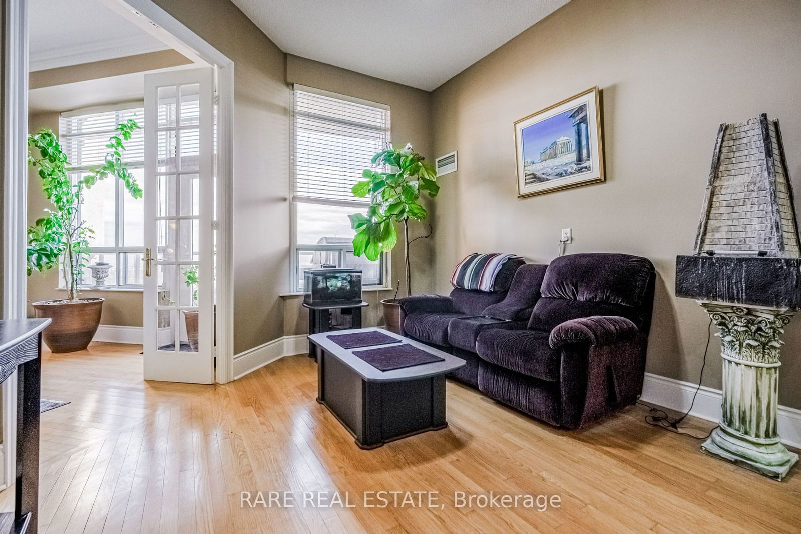 25 Kingsbridge Garden Circ, unit TPH6 for sale