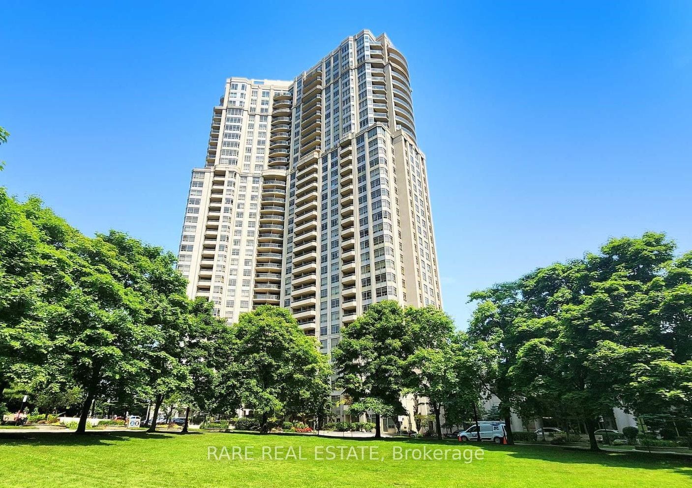 25 Kingsbridge Garden Circ, unit TPH6 for sale