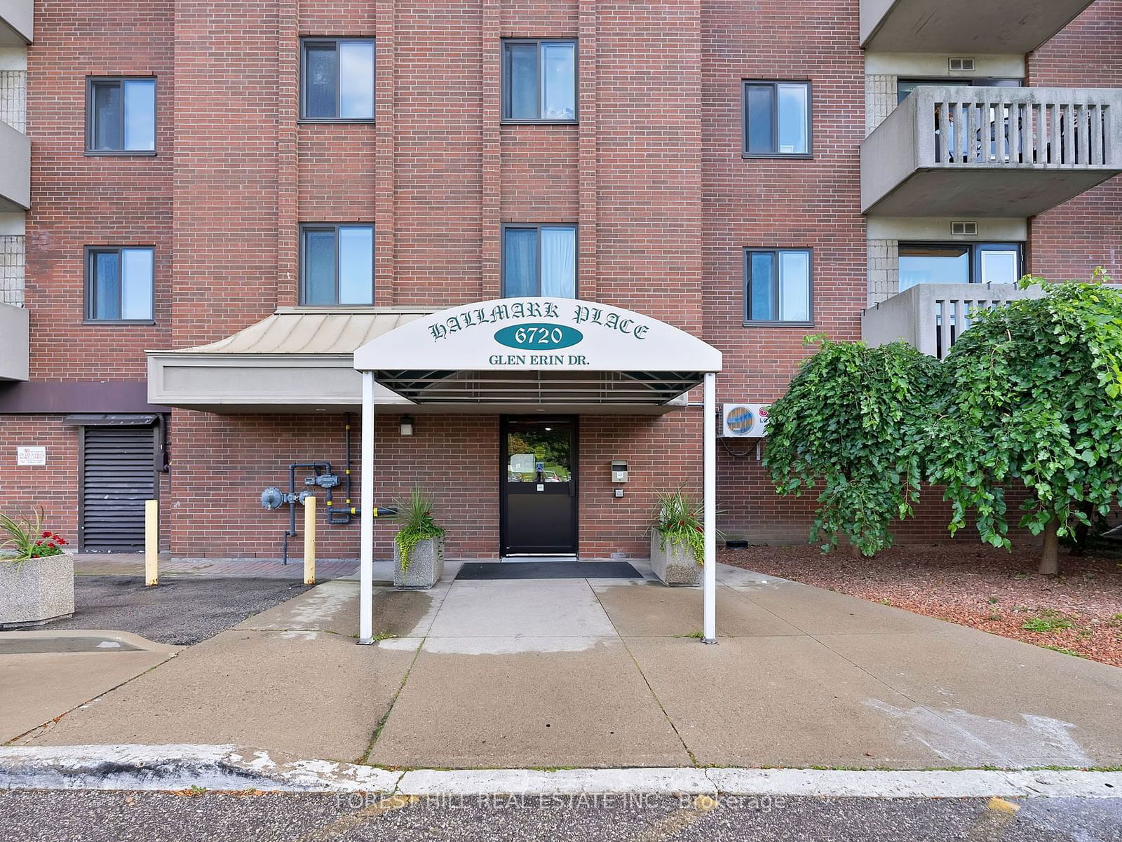 6720 Glen Erin Dr, unit 1005 for sale