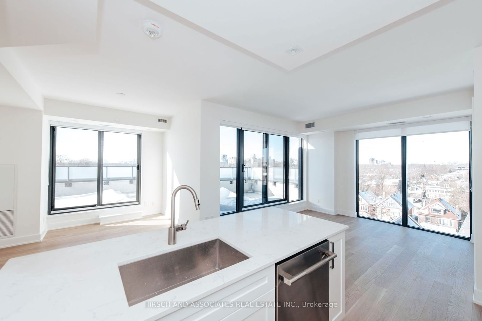 430 Roncesvalles Ave, unit 707 for rent