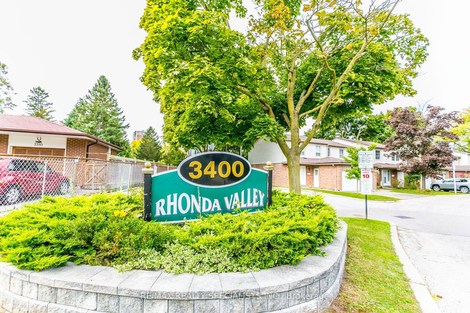 3400 Rhonda Valley Blvd, unit 5 for sale