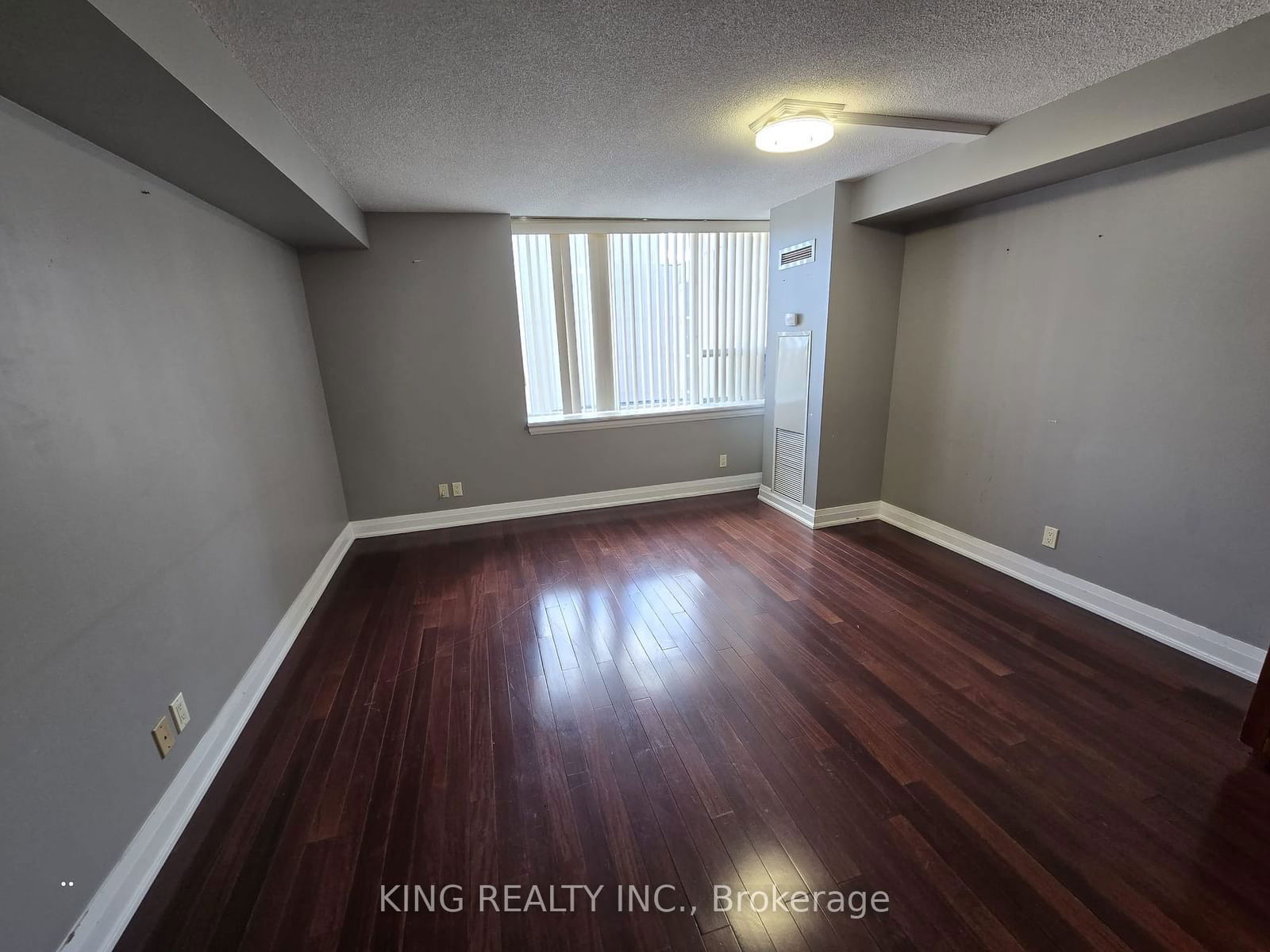 2737 Keele St, unit 829 for sale