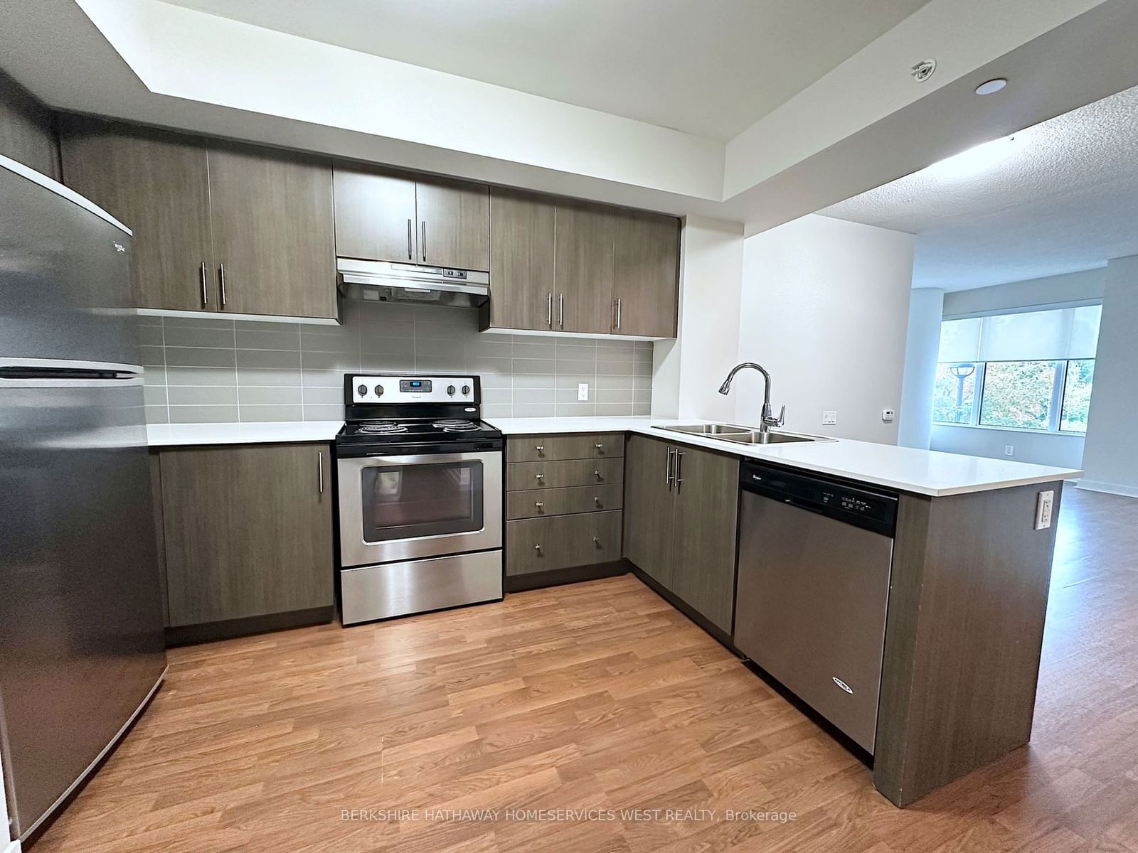 188 Clark Blvd, unit 208 for rent