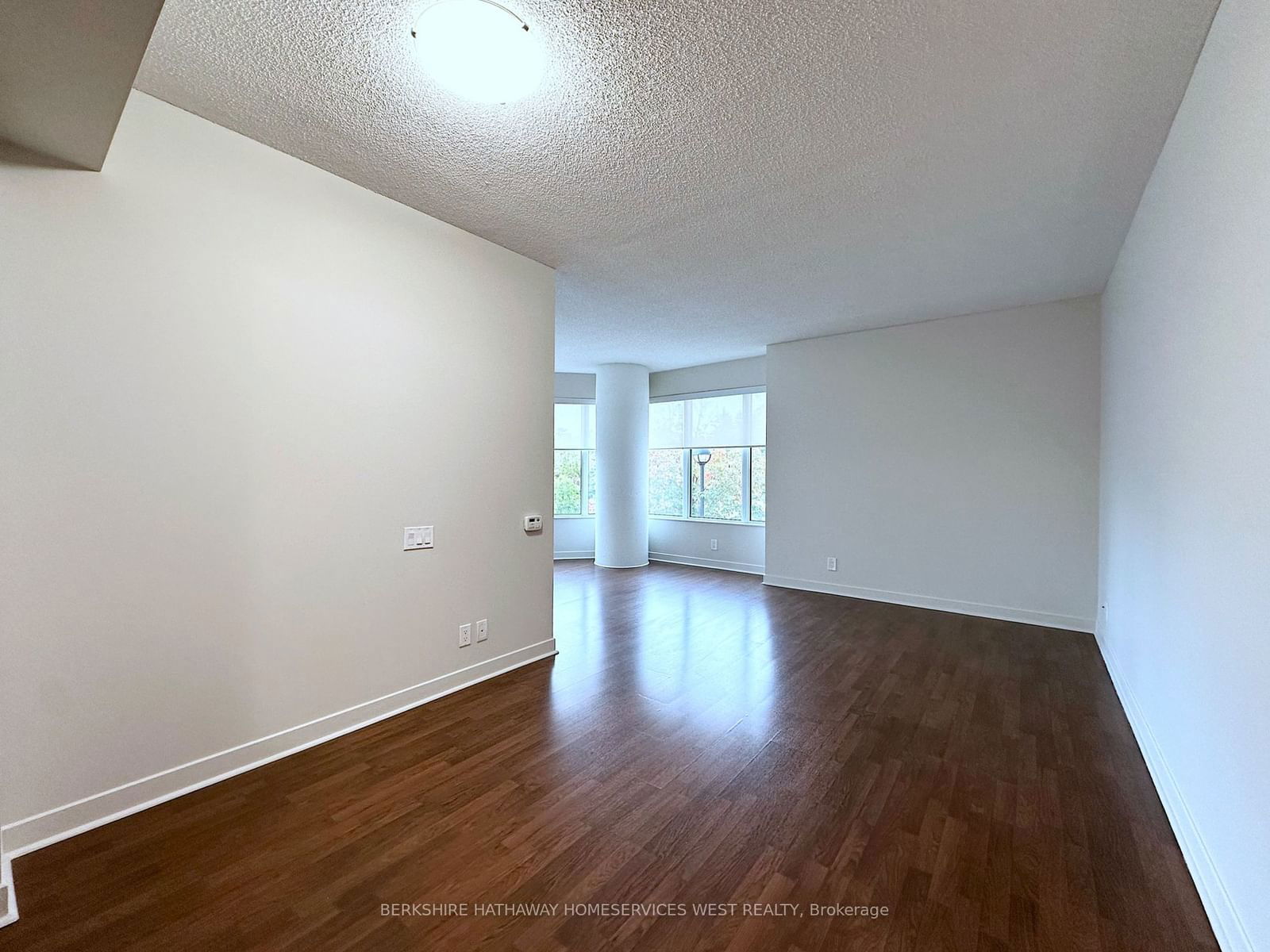 188 Clark Blvd, unit 208 for rent