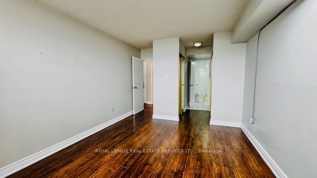 8 Lisa St, unit 1901 for sale