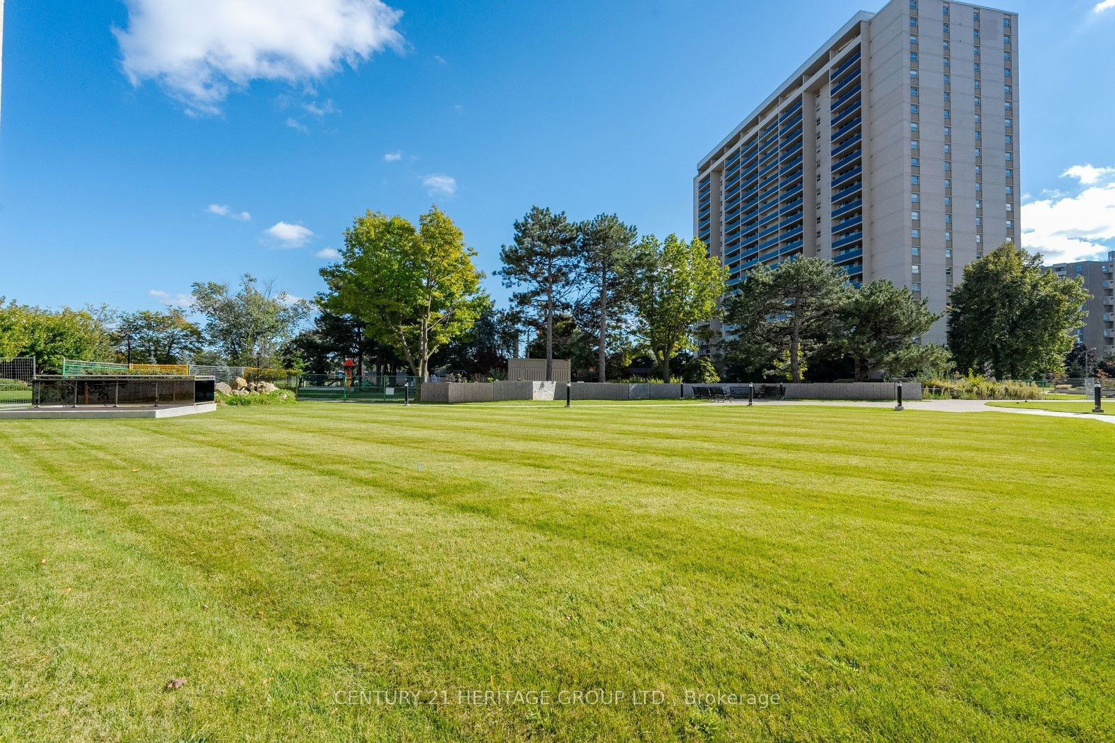 Millgate Manor III Condos, Etobicoke, Toronto