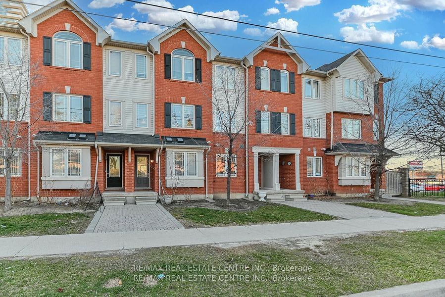 50 Hillcrest Ave, unit 28 for sale