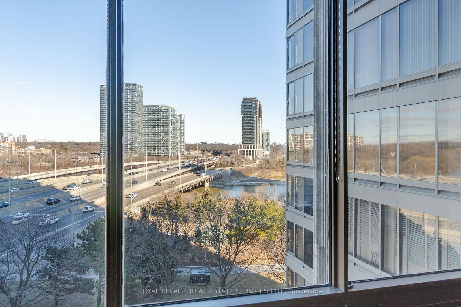 2045 Lake Shore Blvd W, unit 710 for sale