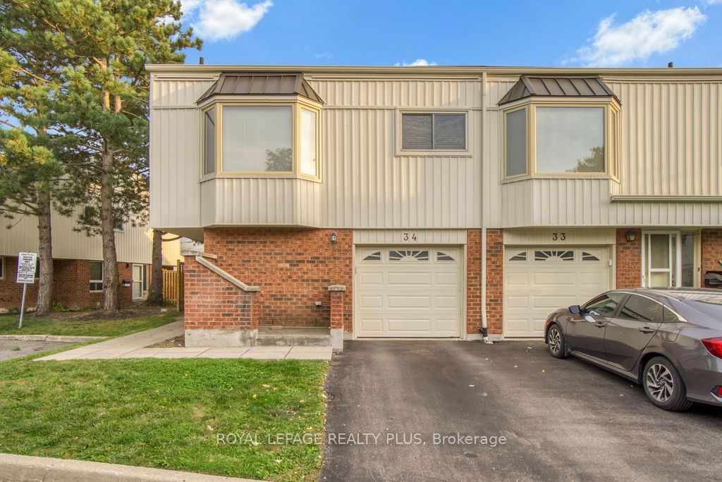 The Winston Churchill Townhomes, Mississauga, Toronto