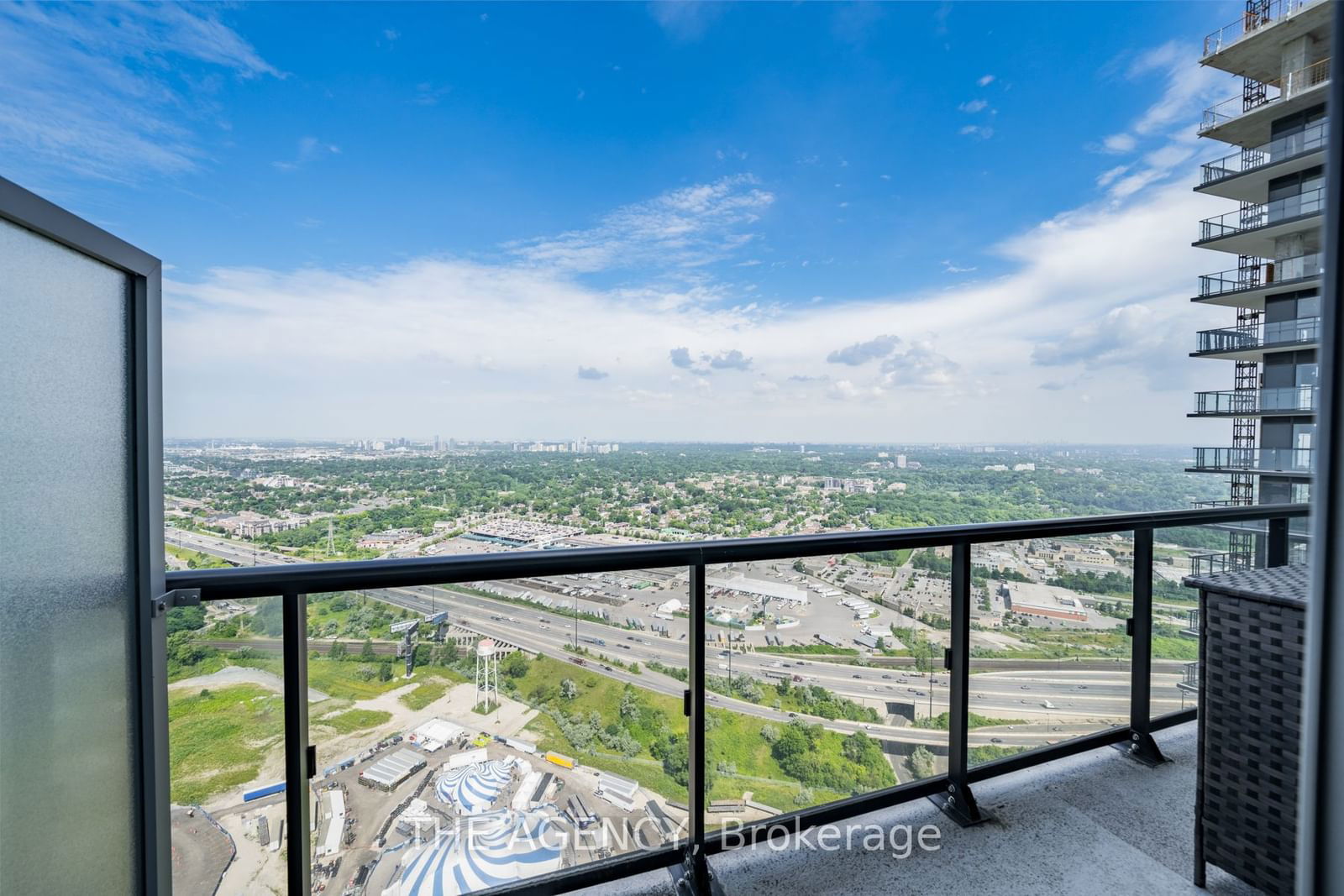 Lago at the Waterfront Condos, Etobicoke, Toronto