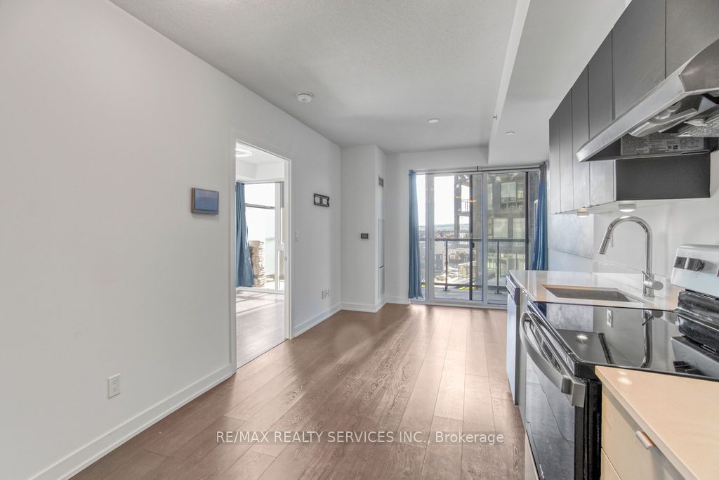 3200 Dakota Common, unit B501 for sale