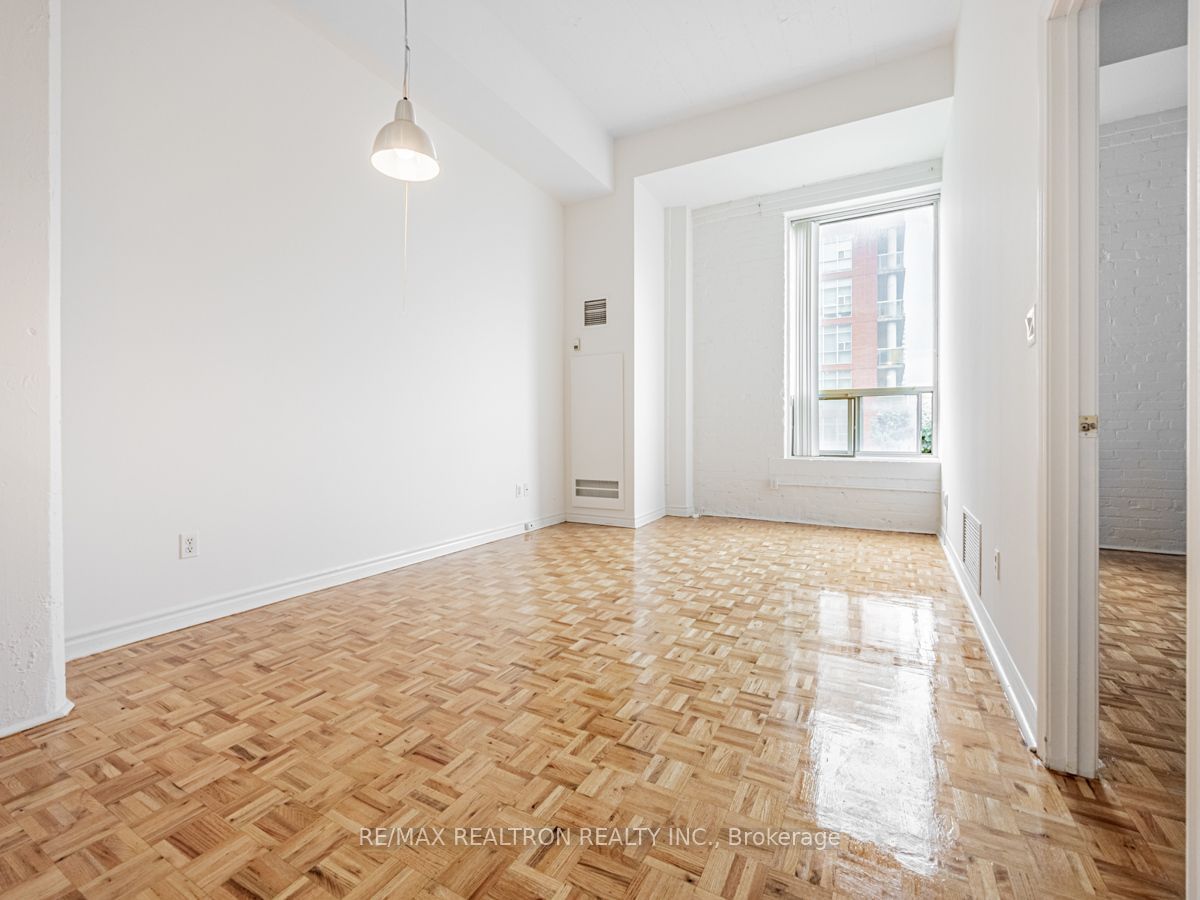 1401 Dupont St, unit 232 for rent